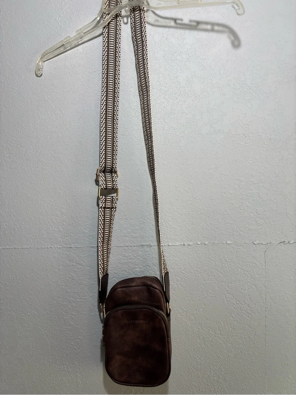 Bostanten Lotty Corssbody Sling Bag in Loved Brown Leather